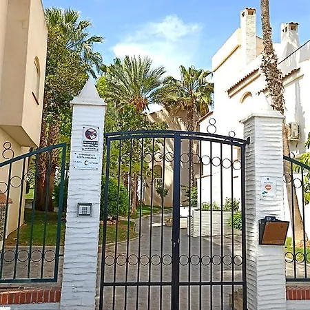Semesterbostad Hisen House Gran Alacant